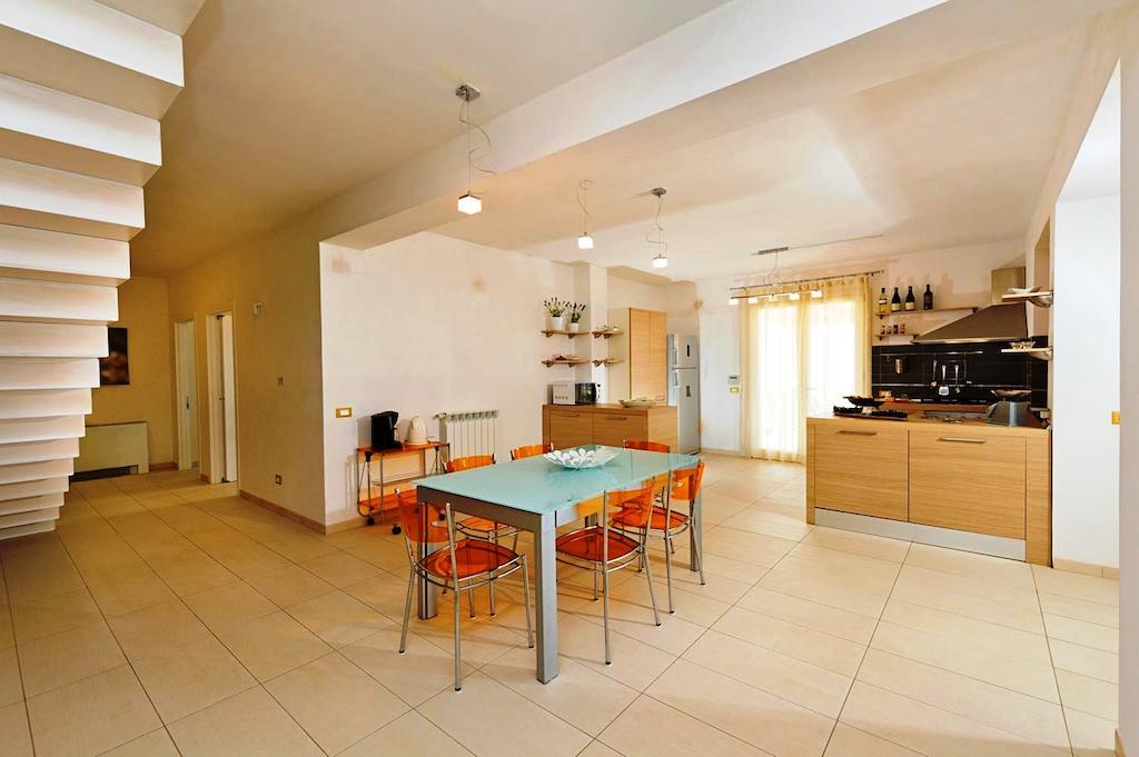 Villa Mirascopello Castellammare del Golfo Szoba fotó